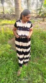 DIY and DIY Black and white maternity maxi